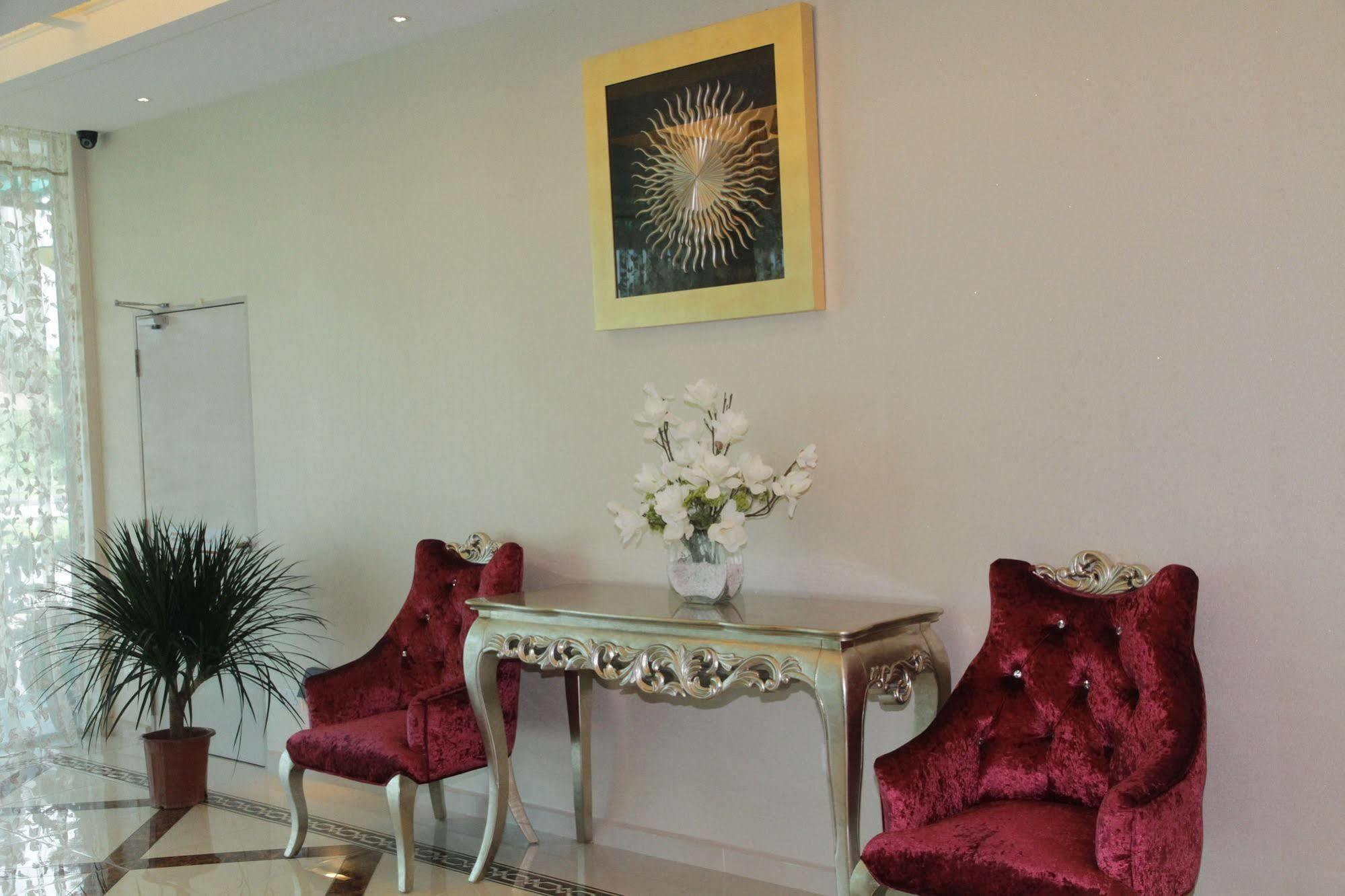 איפוה De Residence Boutique Hotel מראה חיצוני תמונה