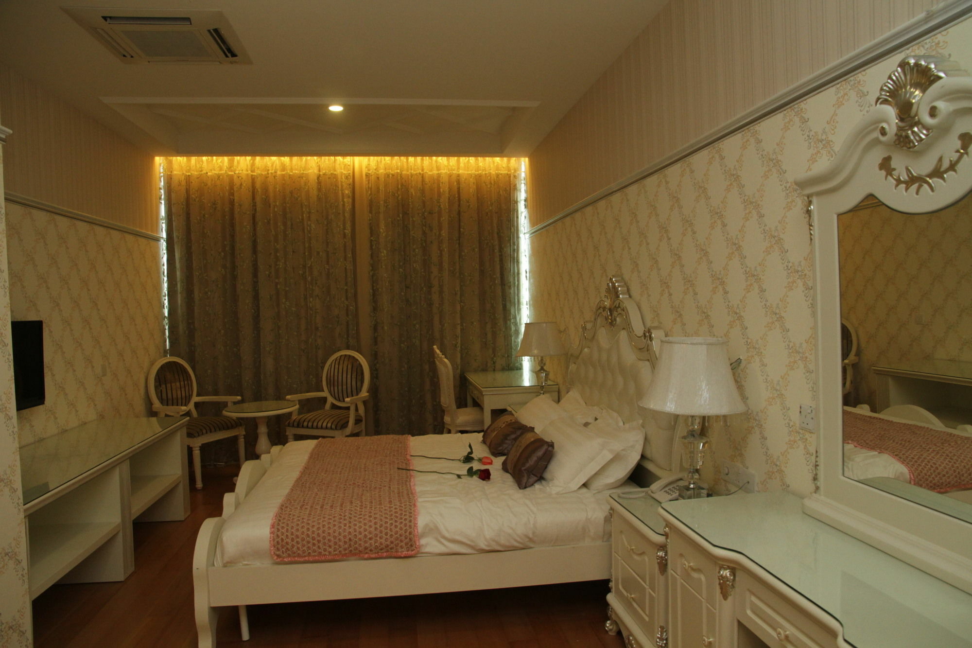 איפוה De Residence Boutique Hotel מראה חיצוני תמונה